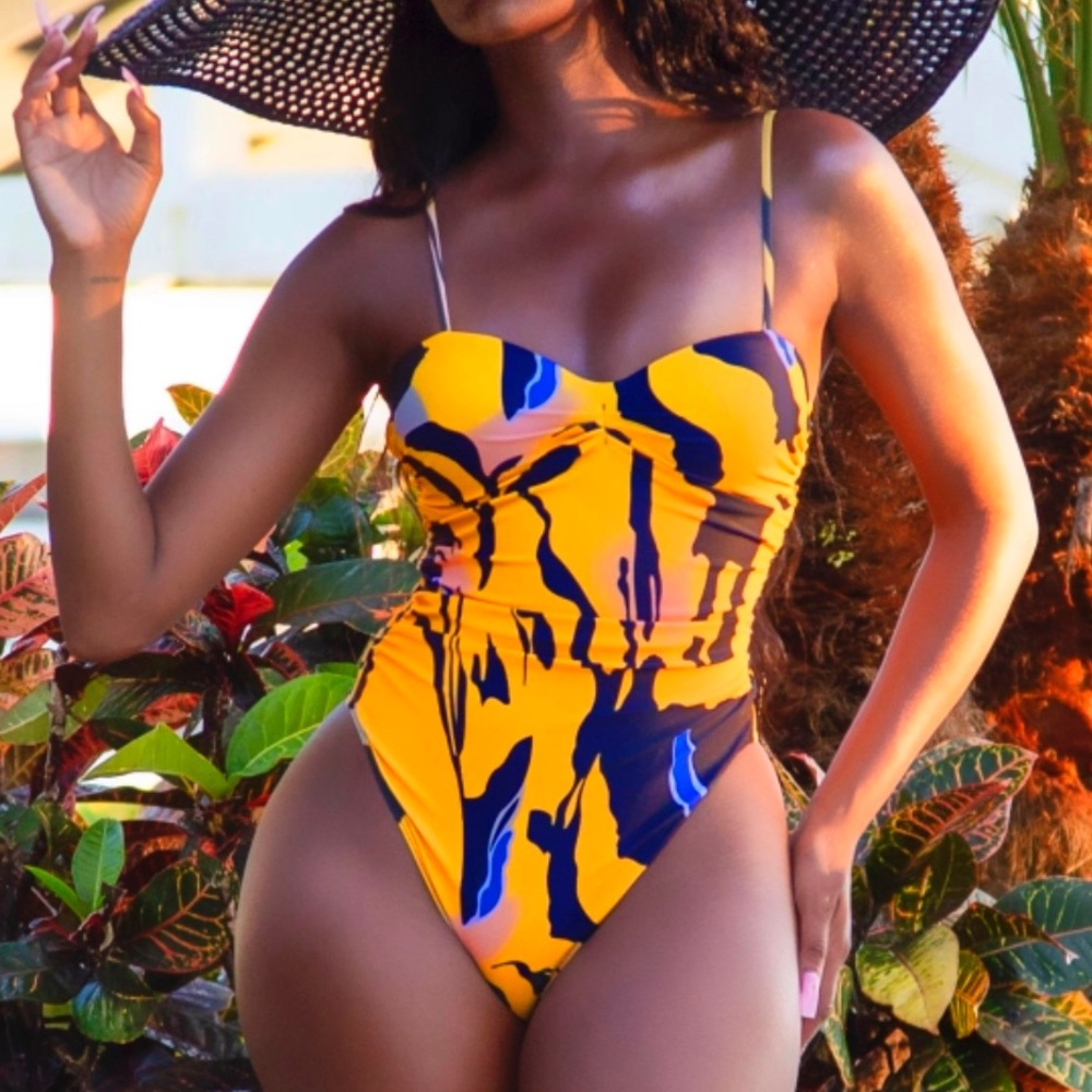 Matte Collection Print one piece swim suit XL